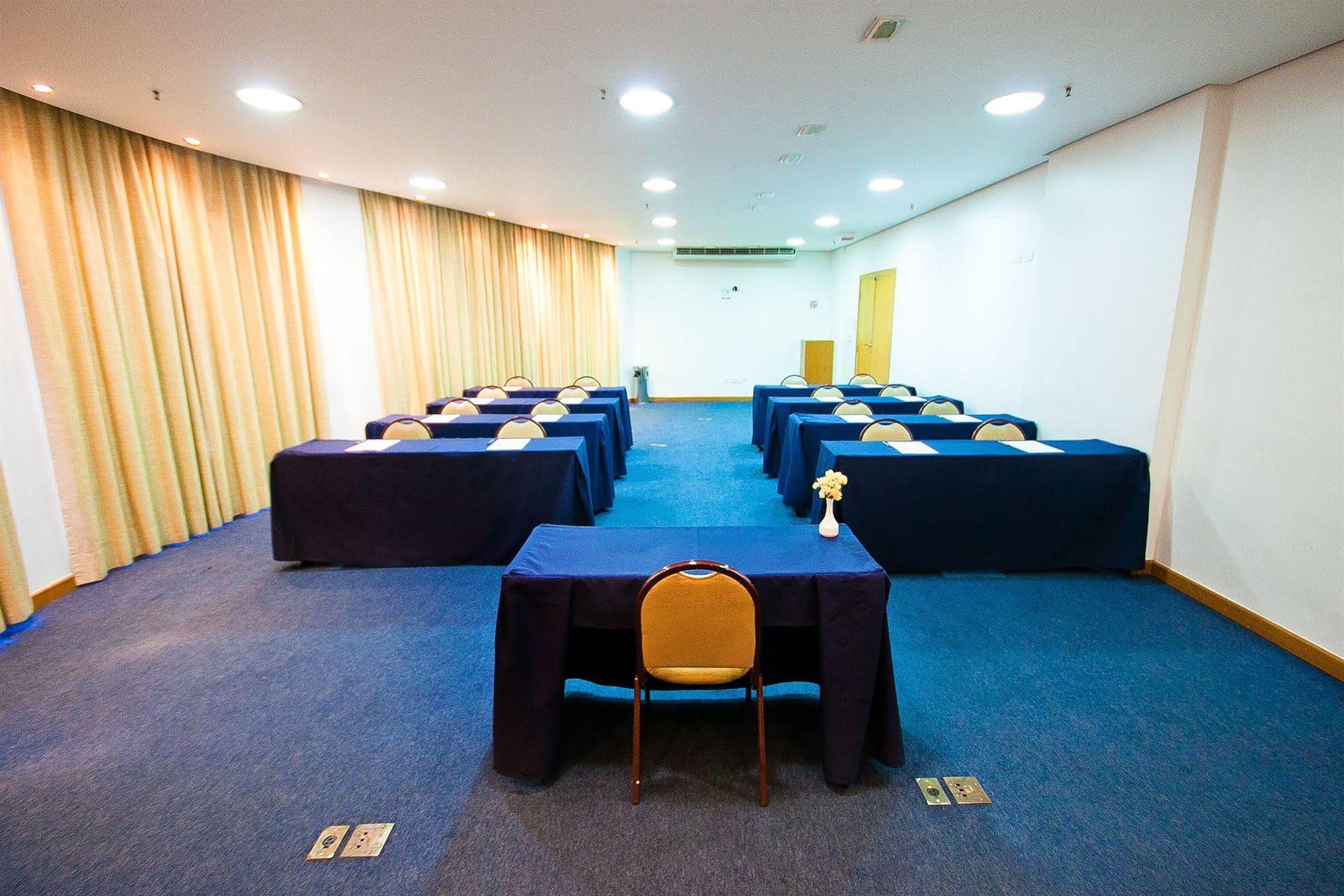 B&B Hotels São José dos Campos Extérieur photo